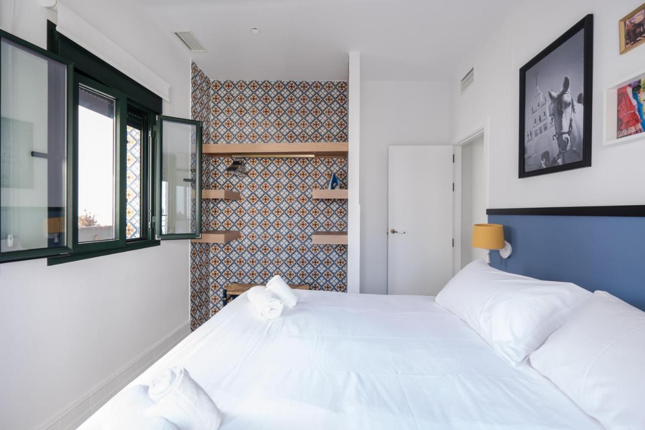Wello Apartments Sevilla Ngoại thất bức ảnh