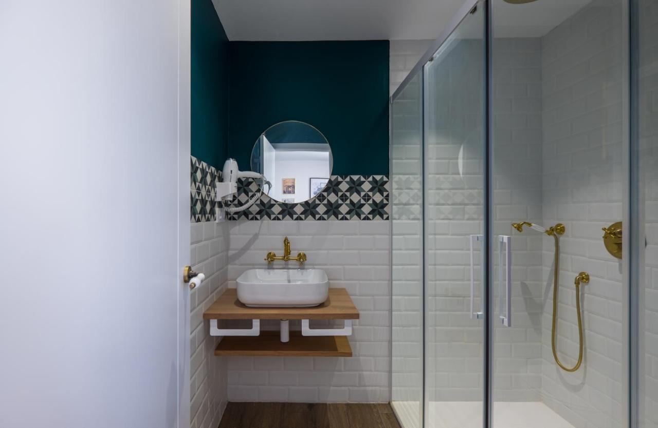 Wello Apartments Sevilla Ngoại thất bức ảnh