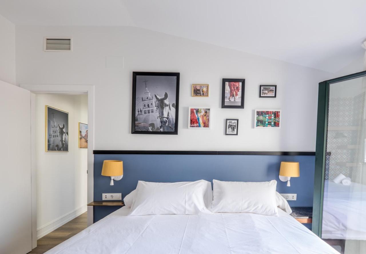 Wello Apartments Sevilla Ngoại thất bức ảnh