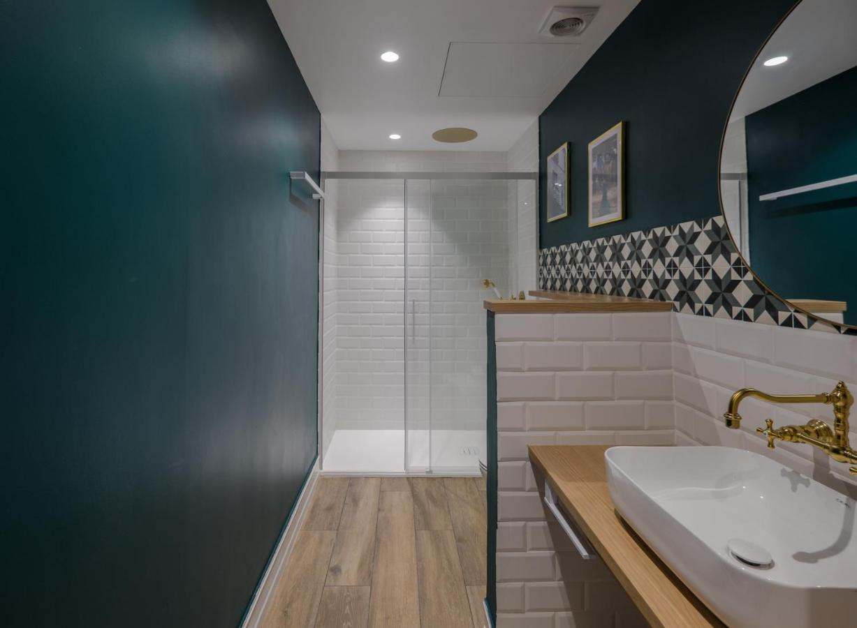 Wello Apartments Sevilla Ngoại thất bức ảnh