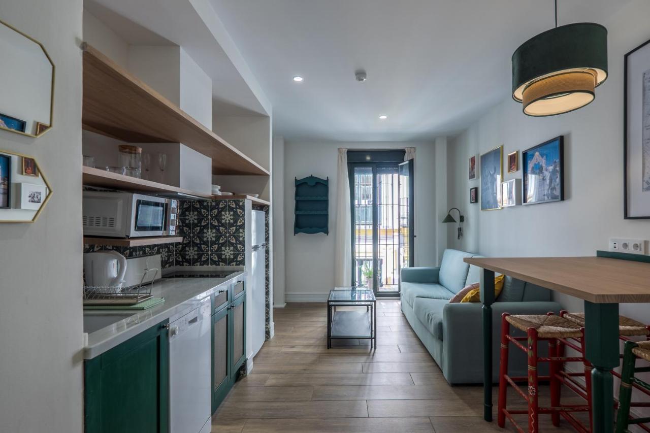 Wello Apartments Sevilla Ngoại thất bức ảnh